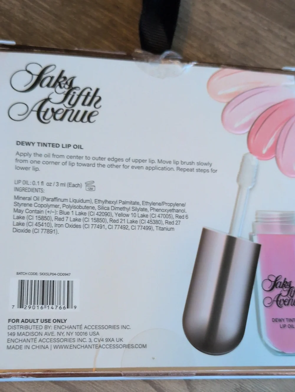 SAKS FIFTH AVENUE Dewy Tinted Lip Oil 24hr Wear Qty 4